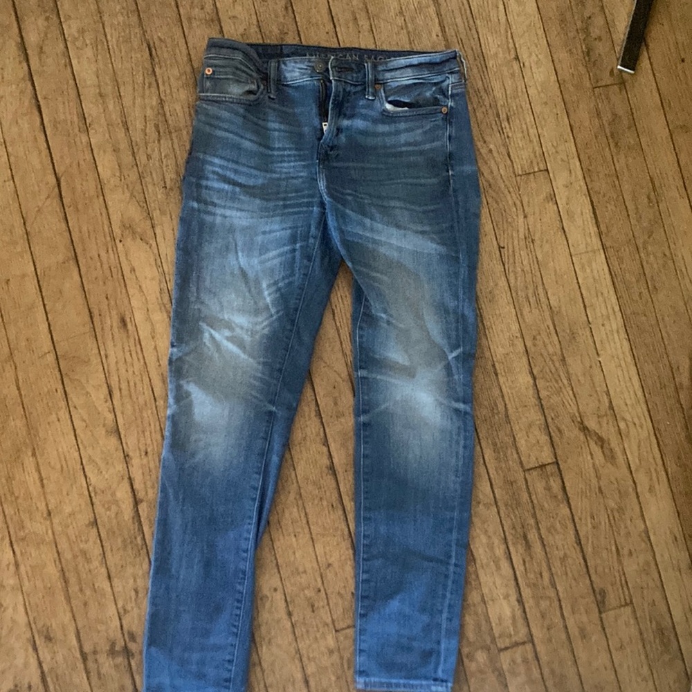 American Eagle skinny jeans